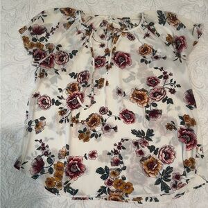 Maurices XL blouse. Super light fabric.